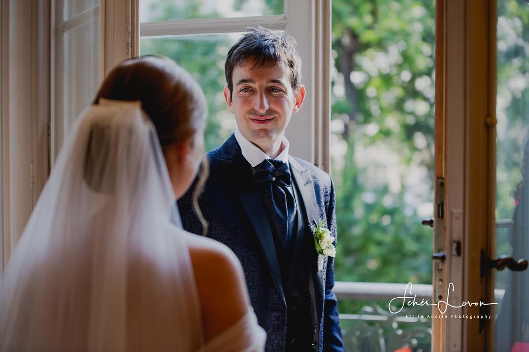 Új blog bejegyzésünk már elérhető!
"Esküvői menetterv (fotós szempontból!)"
https://feherlovon.com/2022/06/22/eskuvoi-menetterv/